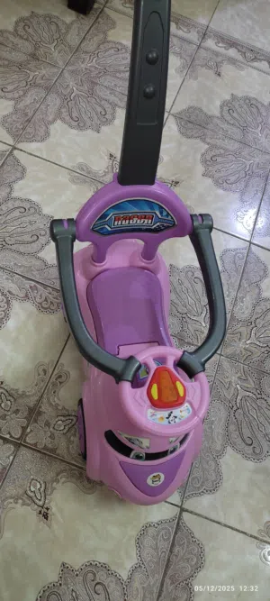 سيارة أطفال Baby Car with music features