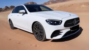 مرسيدس E200 2023 للأيجار اليومي والاسبوعي والشهري