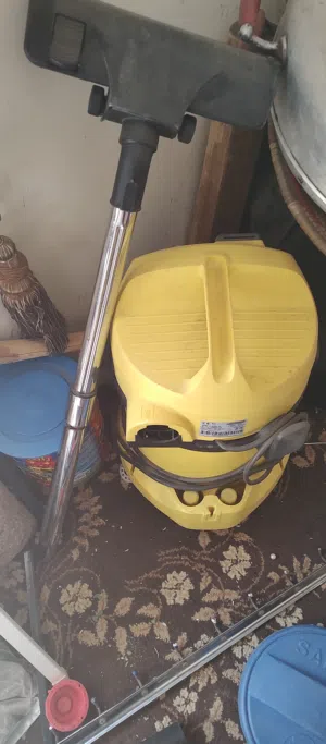 مكنسه كارشر الاصلي الغنيه عن التعريف 1400 w