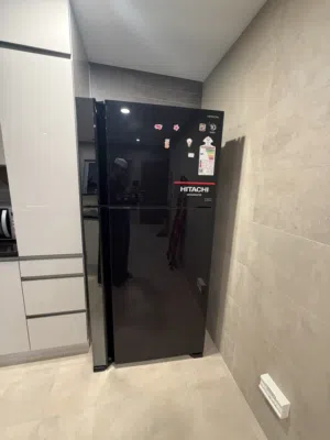 ثلاجه هيتاشي أستعمال سنه 1 + Hitachi fridge 1 year use only