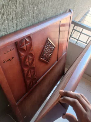 سريرين للبيع