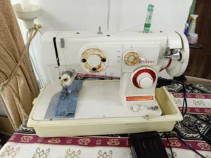 ماكينة خياطه منزليه نوع putterfly ممتازه