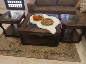 طاوله وسط خشب زان للبيع