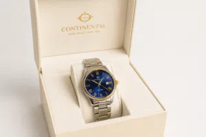 ساعة CONTINENTAL