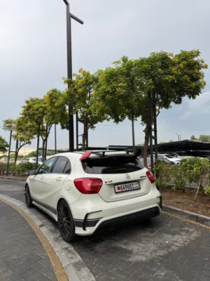 Mercedes AMG A45s -2014