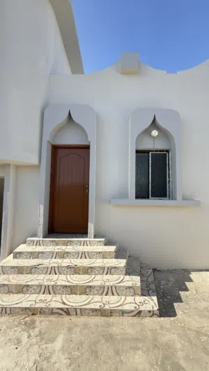 180 m2 3 Bedrooms Townhouse for Sale in Al Sharqiya Jalan Bani buhassan