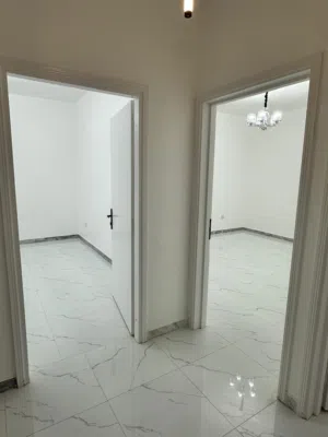180 m2 4 Bedrooms Apartments for Sale in Benghazi Qar Yunis