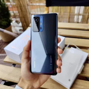 مستعمل اخو الجديد شاومي 11T pro 5G رام 24 جيجا 256 أغراضة والكرتونه الأصلية متوفر توصيل