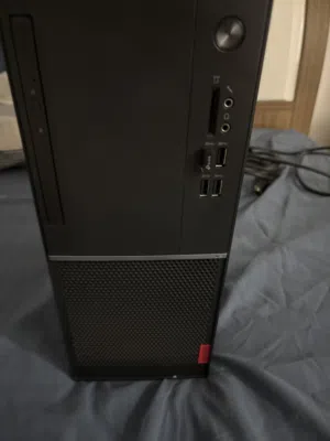 pc perfect for work and downloading games too with a keyboard