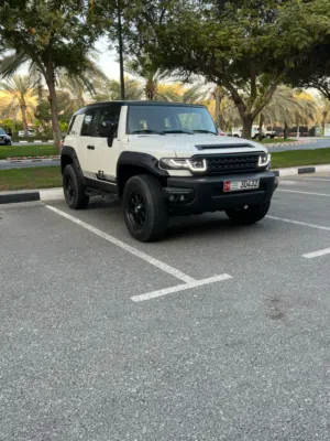 Toyota FJ Cruiser for sale, in showroom condition, with warranty on transmission, engine, and chassi