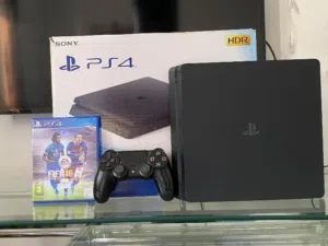 playstation 4 slim بحال الوكاله للبيع