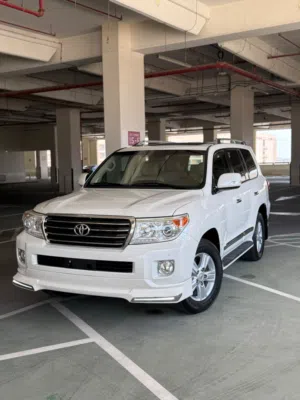 Used Toyota Land Cruiser in Ras Al Khaimah