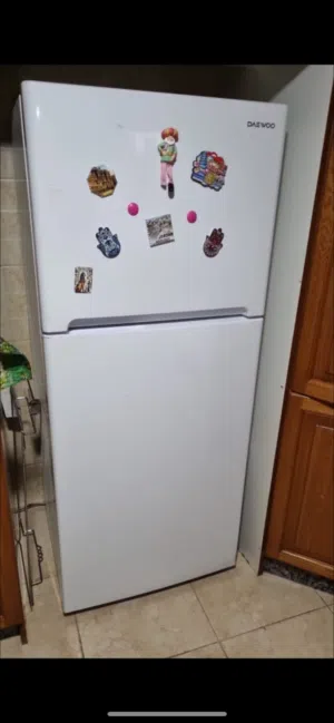 ثلاجه للبيع دايو