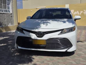 كامري مديل  2018 نظيفة بممشى قليل جدا