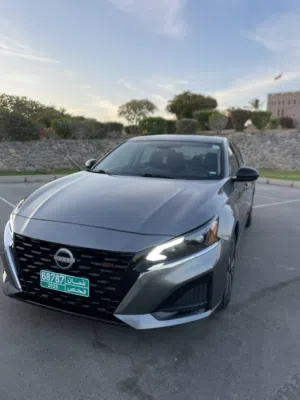 Used Nissan Altima in Al Batinah