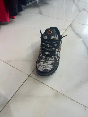 أحذية رياضية و كلاسيكية بأفضل الأسعار