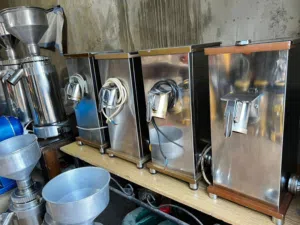 ماكنات طحن قهوة بحال الوكالة ، أنواع مختلفه احجام مختلفه ، حجر جديد بحال المصنع -من حجر 8 لحجر 14