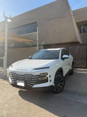 Used Jetour Dasheng in Baghdad