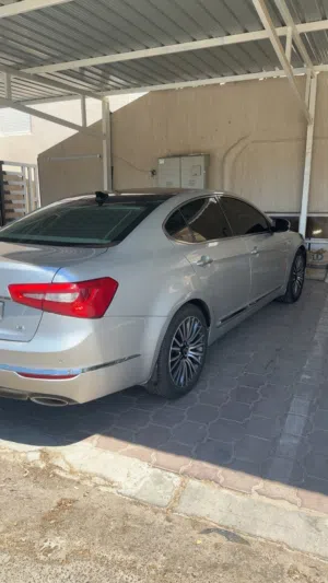 Used Kia Cadenza in Kuwait City
