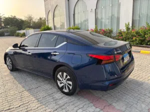Used Nissan Altima in Al Batinah