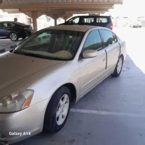 Used Nissan Altima in Kuwait City