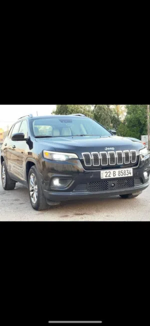 جيب شيروكي v6 2021
