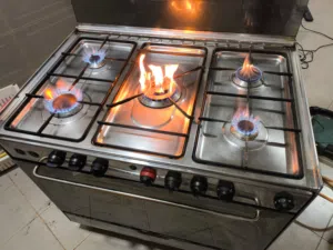 Oven (Good condition)