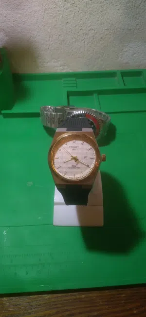 ساعة تيسو درجة اولى