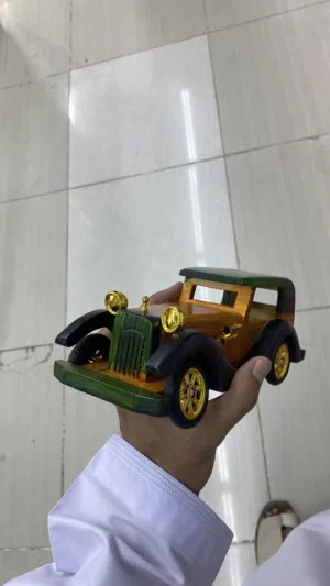 تحف خشبيه جميله