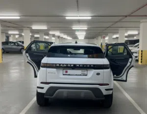 Range Rover 2021 white color