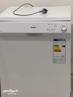 Other . 10 Place Settings . Used3