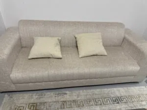 كنبايات من شركة royal furniture مع سجادة صناعة تركية