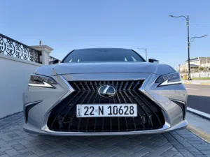 لکزز 2023 es 350