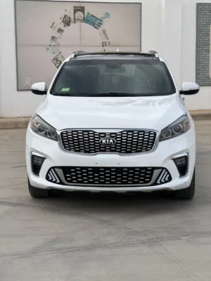 Used Kia Sorento in Benghazi
