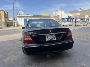 مرسيدس E200