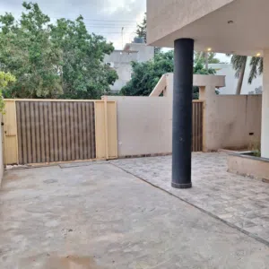 230 m2 4 Bedrooms Villa for Sale in Tripoli Ain Zara