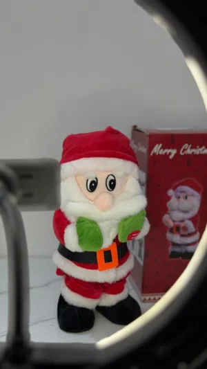 هذا المنتج عبارة عن لعبة "بابا نويل" (Santa Claus) الموسيقية الراقصة،