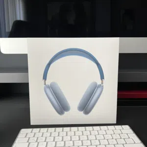 سماعة للبيع Apple AirPods Max أصلية - جديدة غير مستخدمة (الجيل الأول) من وكالة Apple