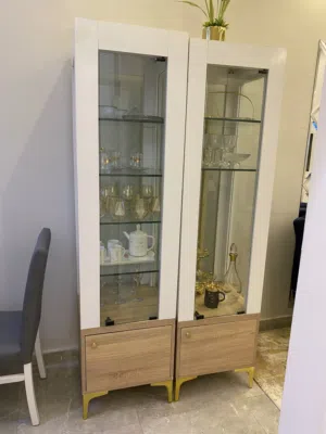بوفيه مستعمل استعمال نظيف طرفين بوفيه واحد ب 200