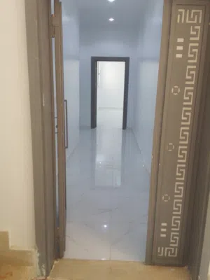 المتوكل للعقارات شقة دور الاول للايجار جنزور بقرب من اربع شوارع الدوادي زاوية اعمورة 1500+عمولة
