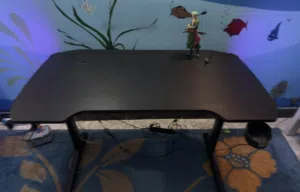 ميز حاسبه باضاءه ذاتيه للبيع