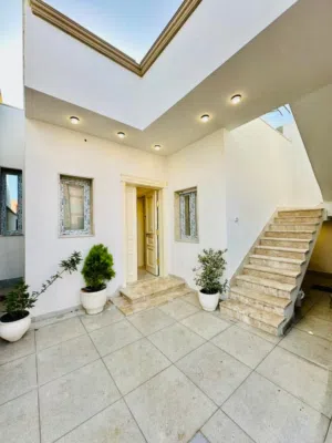 143 m2 3 Bedrooms Townhouse for Sale in Tripoli Ain Zara