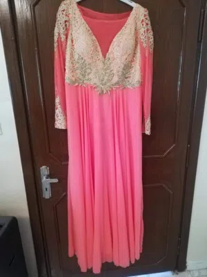 فساتين سهره للبيع