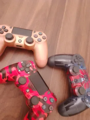 3...... يدين للبيع استعمال نظيف+وفيهم شويه عيوب ......درجه اولى.../