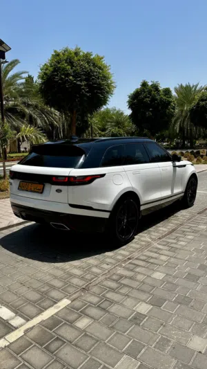 Range Rover Velar R-Dynamic S 2021