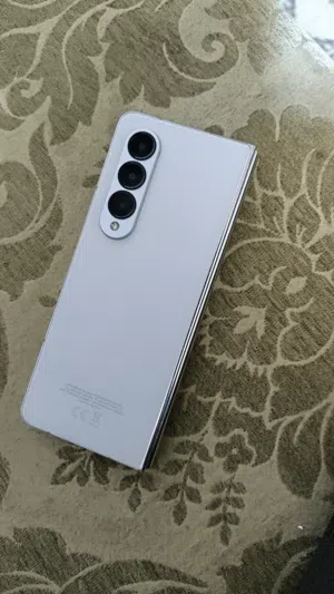 Samsung Galaxy Z Fold 4 5G 256 GB in Basra
