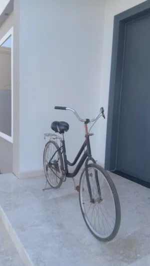 دراجه هوائيه حاله جيده ياباني حجمه كبير مناسب