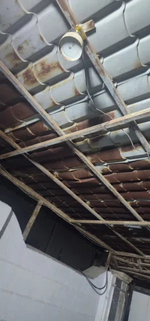 سقيفة كراج مستهلكة جينكو 65مترمربع