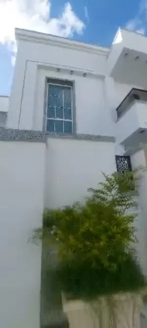 170 m2 More than 6 bedrooms Villa for Sale in Tripoli Ain Zara