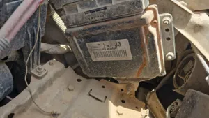 قطع قيار سيارات جميع انواع السيارت تشليح